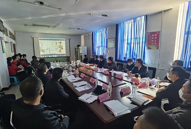 孙东深入广发官方网站_广发GUANGFA(中国)制药有限责任公司主持召开现场